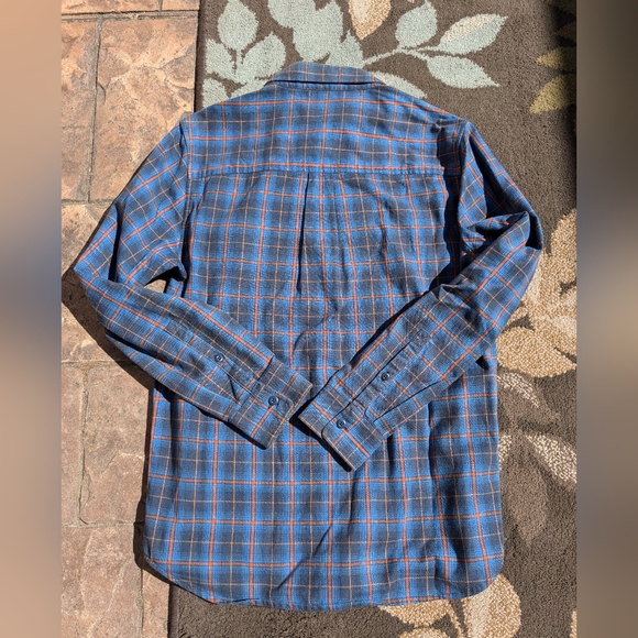 REI Cooperative shirt - Picture 4 of 4